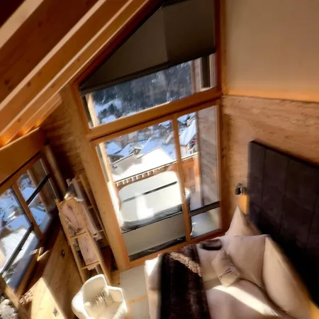 Boutique Spycher Bed and Breakfast 4*