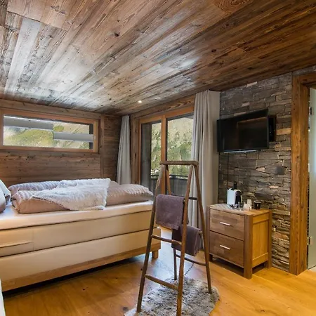 Bed & Breakfast Boutique Spycher 4*