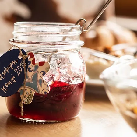 Boutique Spycher Bed and Breakfast